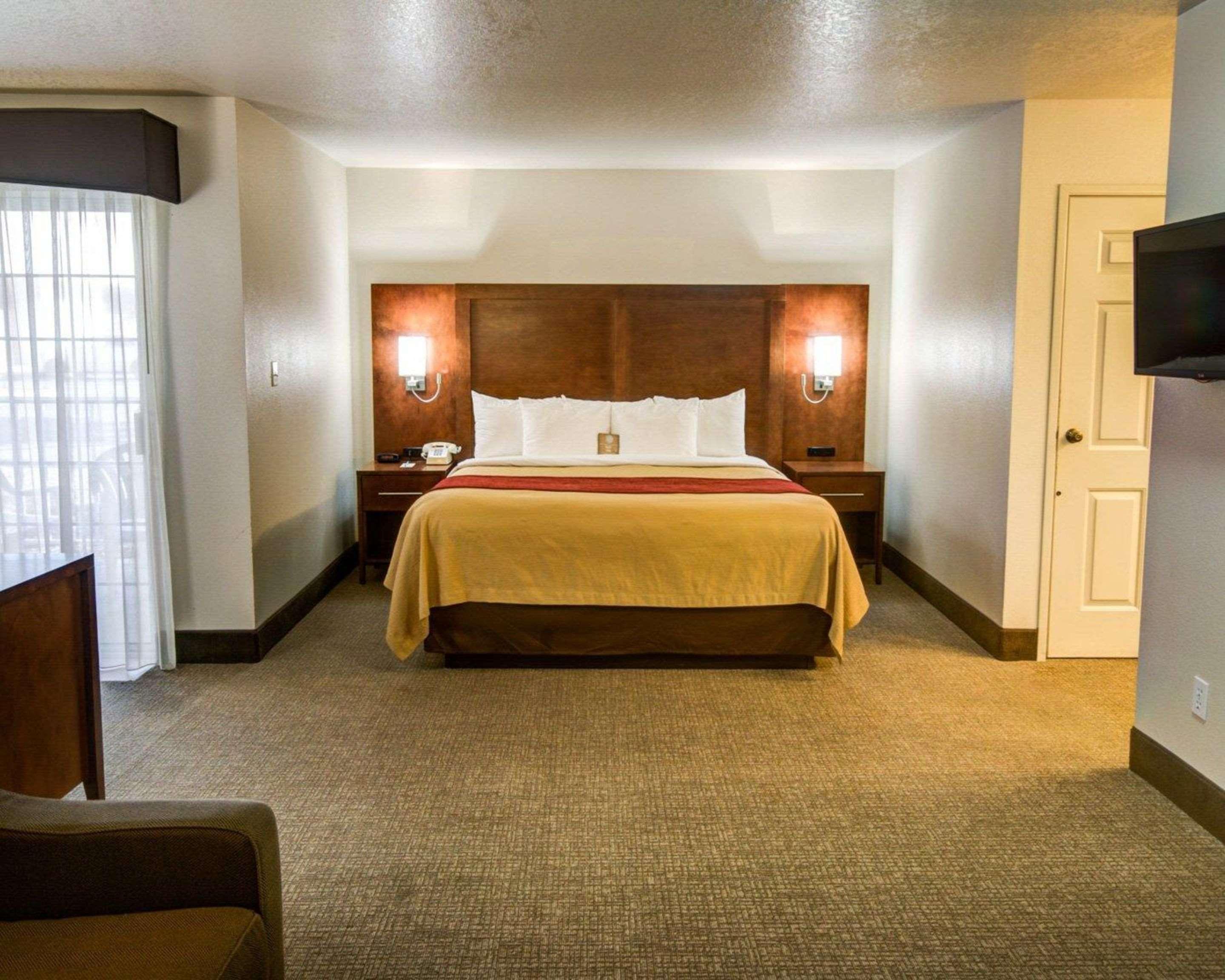 Comfort Inn Redding Near I-5 Экстерьер фото