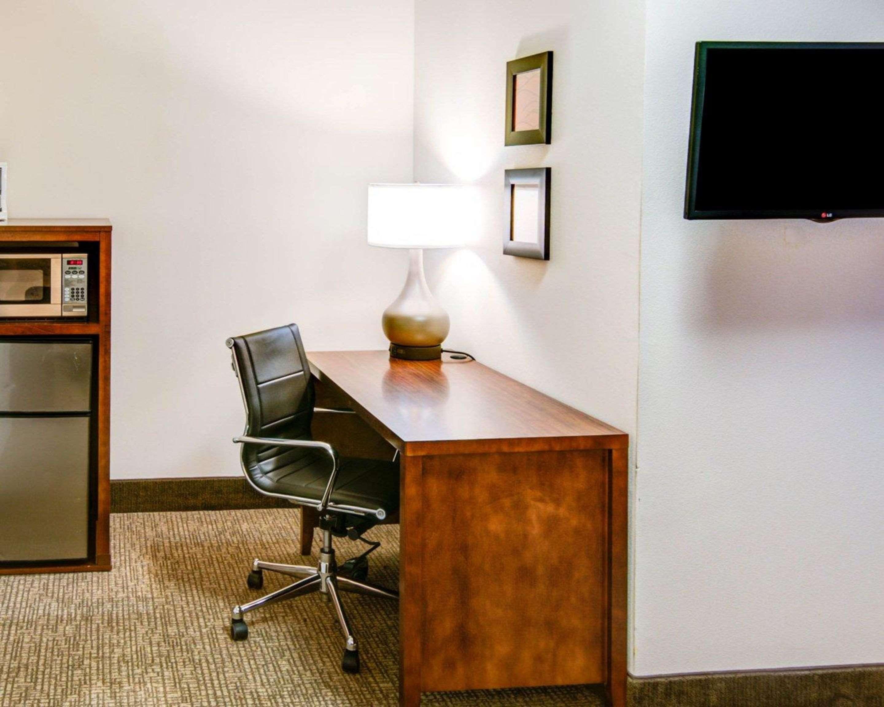 Comfort Inn Redding Near I-5 Экстерьер фото