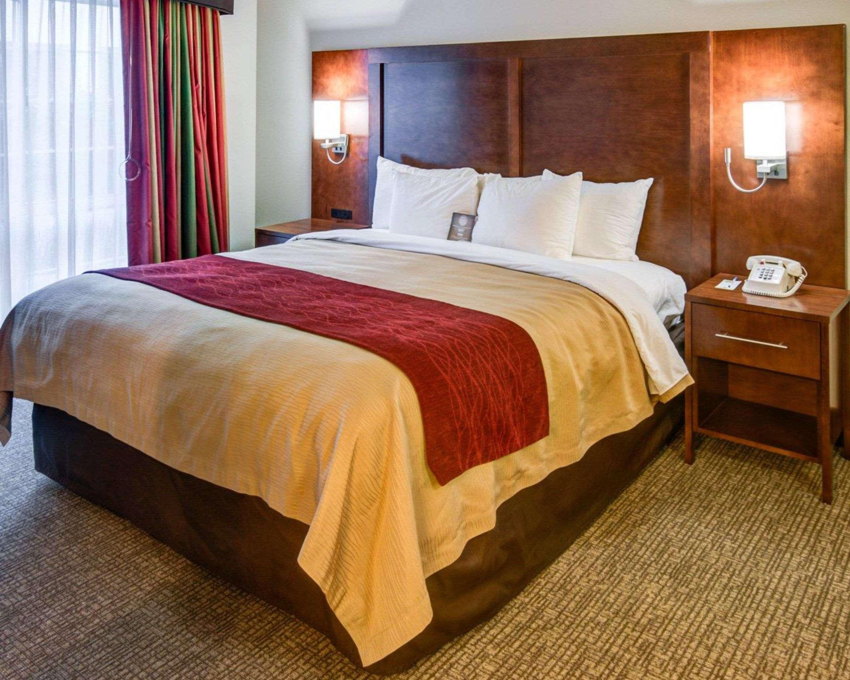Comfort Inn Redding Near I-5 Экстерьер фото