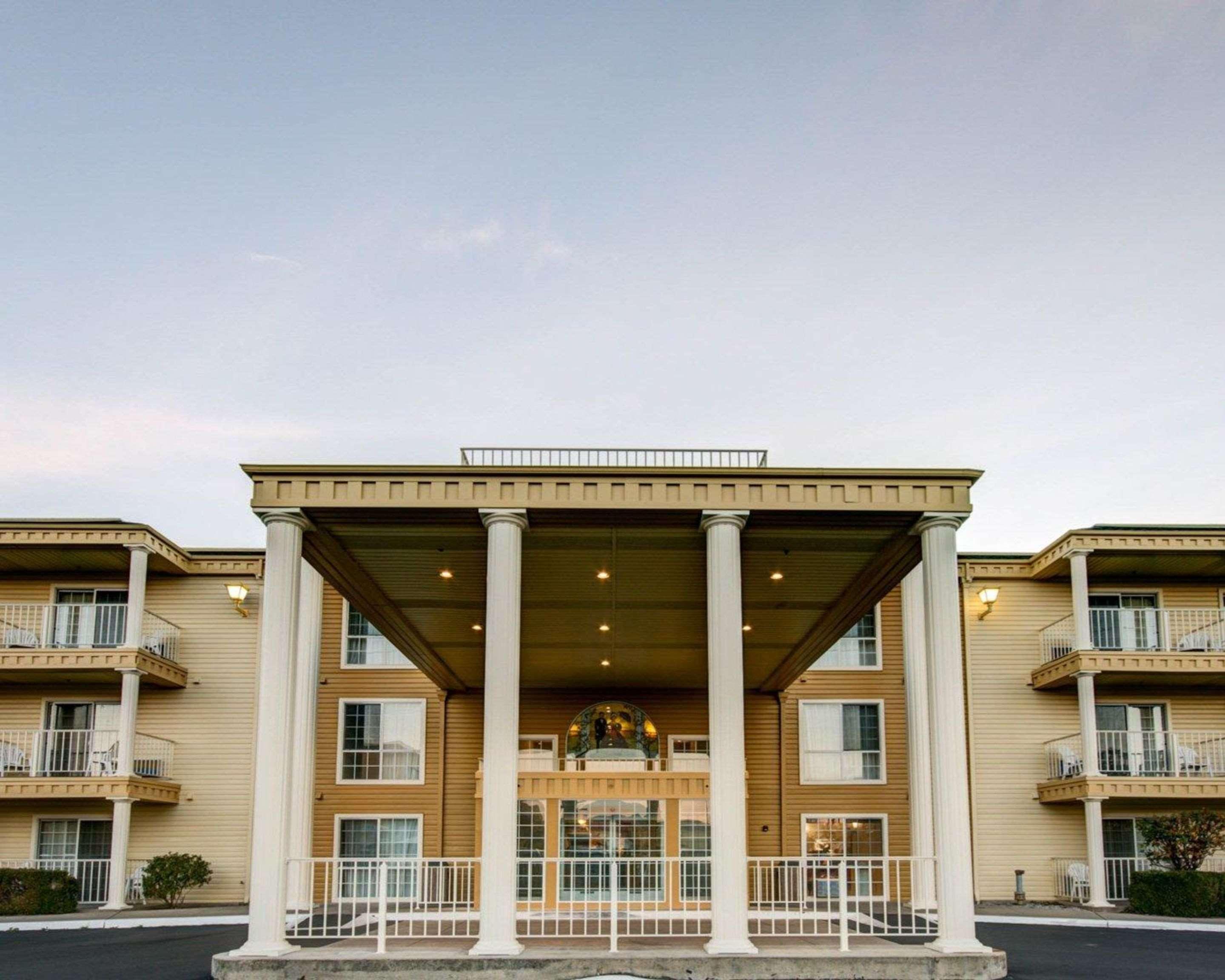 Comfort Inn Redding Near I-5 Экстерьер фото