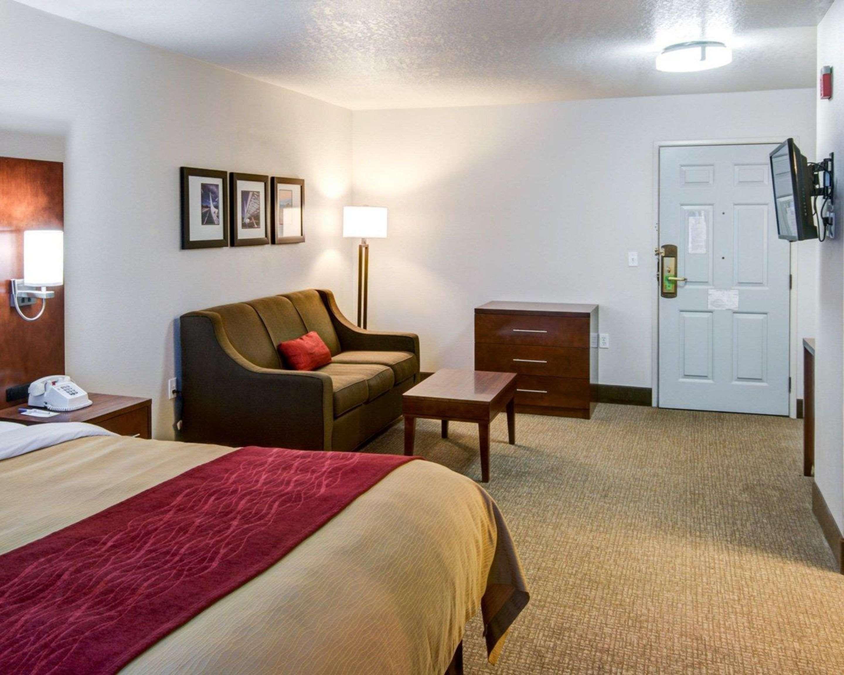Comfort Inn Redding Near I-5 Экстерьер фото